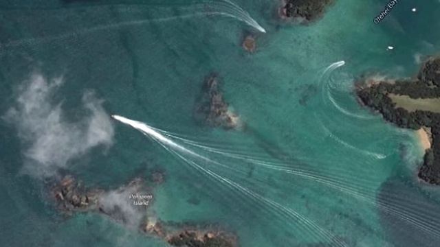10 Mysterious Deep Sea Creatures Spotted On Google Earth смотреть онлайн