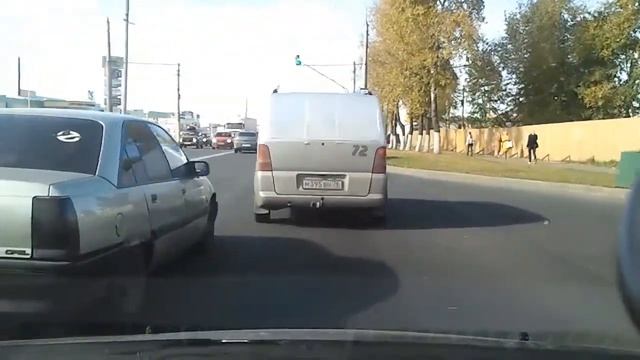 баба на затонированном древнем опеле подрезала, Вологда. смотреть онлайн