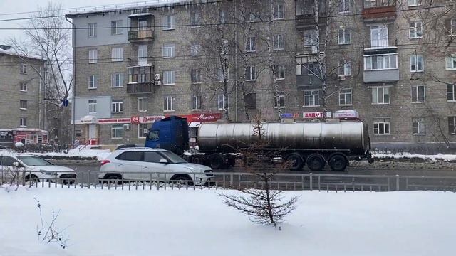 НО, г. Нижний Новгород, ул. Куйбышева, дом. 8а. Видео у входа. смотреть онлайн