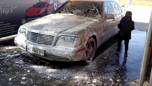 Запенили машину свою... Рованцы. Автомойка "Мой сам" )))))))))))) смотреть онлайн