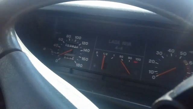 Галя пробует :D/ Нива 2131 (Lada 4x4) - Ваз Обзор смотреть онлайн