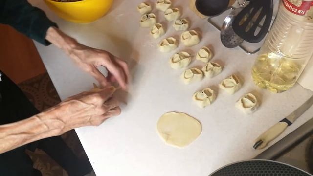 Табада пісірілген манты / Готовим манты без мантоварки. Казахские рецепты смотреть онлайн