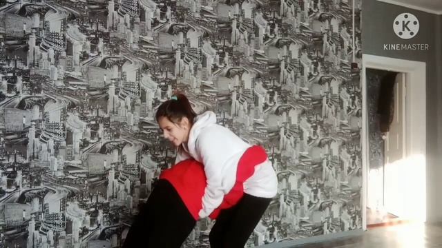 ПОВТОРЯЕМ СТАРЫЕ ТРЮКИ С ЛП//Milasha Pops смотреть онлайн