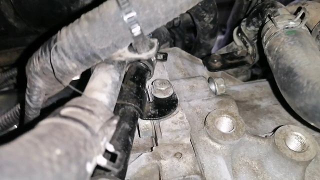 Hyundai Santa Fe ЗАМЕНА СТАРТЕРА.. смотреть онлайн