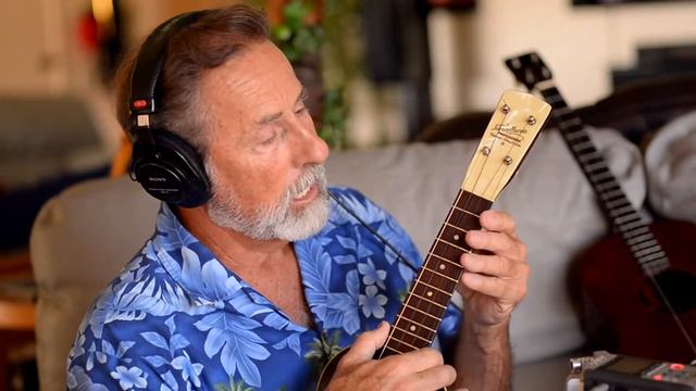 Johnny Marvin Airplane Tenor Ukulele