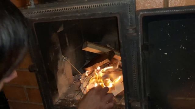 ХОББИТЛЭНД?/ВЫХОДНЫЕ?/УПАЛА КРЫША? смотреть онлайн