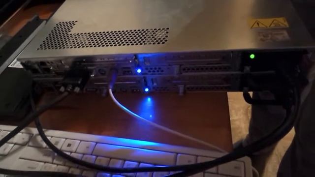 HP Proliant DL360 G3 fan cooler noise. Шум обоих серверов, холодный запуск смотреть онлайн