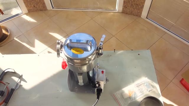 Купил Китайский Супер Измельчитель.Для микросхем,чипов,шлихов. итд... смотреть онлайн