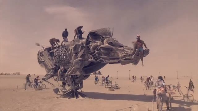Burning man art and recycling project by Amanda de la Rosa смотреть онлайн
