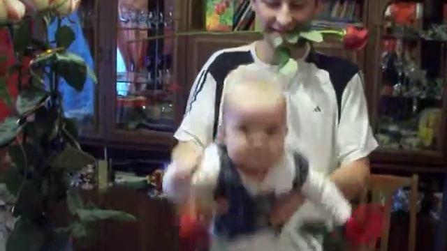 грузинский танец на столе