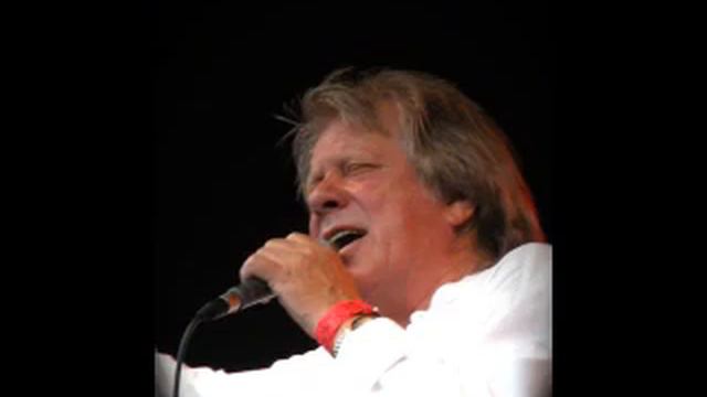"hommage" to the one & only gilbert becaud performed by dave durant смотреть онлайн