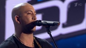 Ясмани Ангуло Сильва исполнил « Despasito « на голосе.