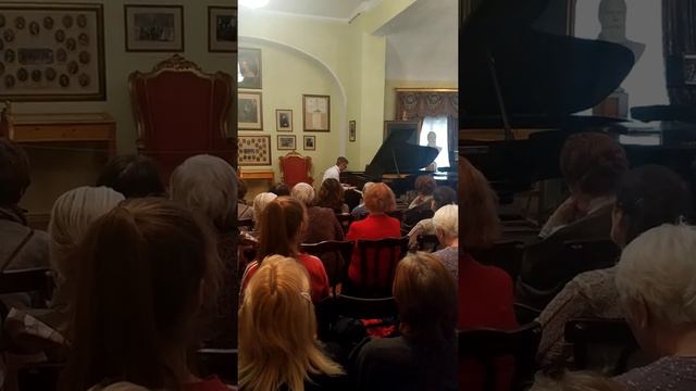 И.Брамс "Вариации на тему Паганини" 1 тетрадь смотреть онлайн