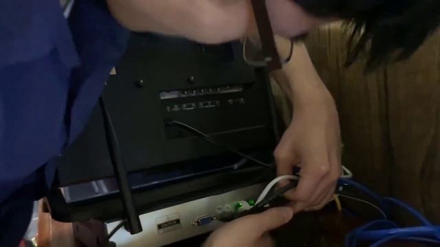 How To Playback Recorded Clips & Save Them On USB Drive | Hiseeu 8CH NVR WiFi Video Security System смотреть онлайн