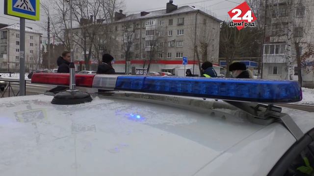 ДИМИТРОВГРАДСКИХ АВТОЛЮБИТЕЛЕЙ ПРИЗЫВАЛИ САДИТЬСЯ ЗА РУЛЬ ТРЕЗВЫМИ смотреть онлайн