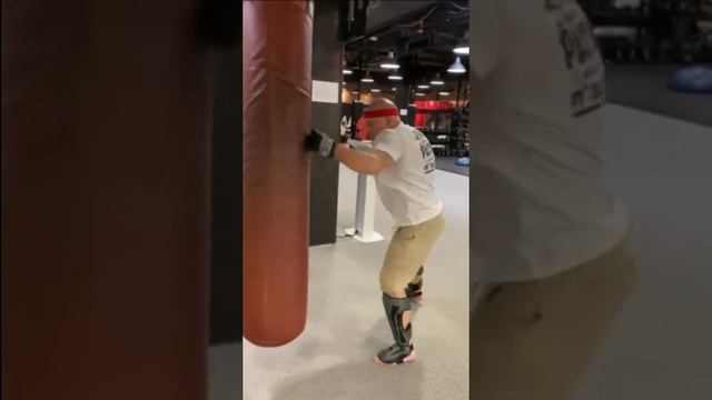 В бой идут одни старики...