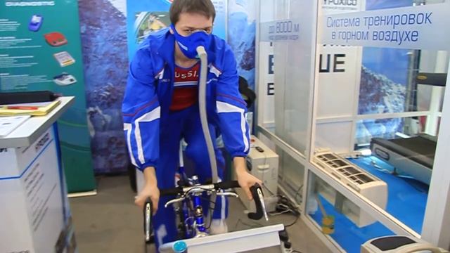 Гипоксическая тренировка на выставке Спорт11.MOV смотреть онлайн