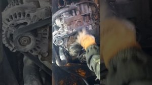 Снятие вентилятора (крыльчатки) двигателя JCB 3cx Super dizelmax. Замена подшипников вентилятора.