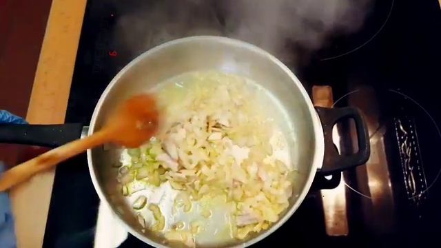 КАК готовить КАЛЬМАРЫ ЛЕГКО/ПРОСТОЙ И ВКУСНЫЙ РЕЦЕПТ/CALAMARES rellenos/ смотреть онлайн