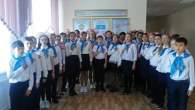 6"А" поет гимн Республики Казахстан ко Дню независимости, 2018 год смотреть онлайн