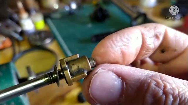 Ремонт ножки погружного блендера Bosch MSM 88190 смотреть онлайн