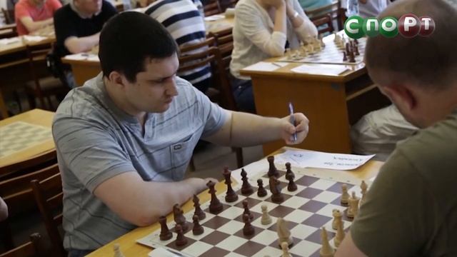 Лица СпоРТ: Дмитрий Цинман о шахматах и шашках смотреть онлайн