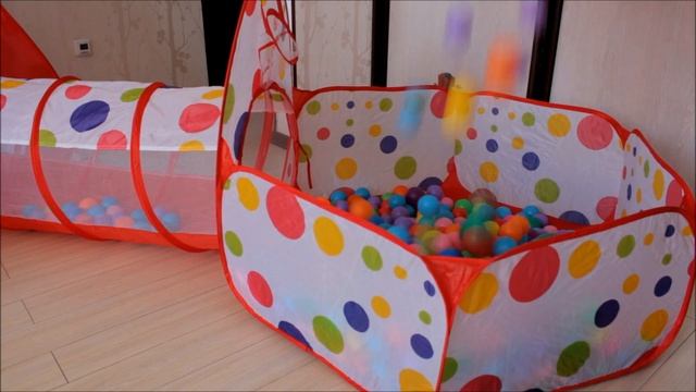 Палатка-домик с туннелем и сухим бассейном + 500 шаров для детей с Аliexpress. смотреть онлайн