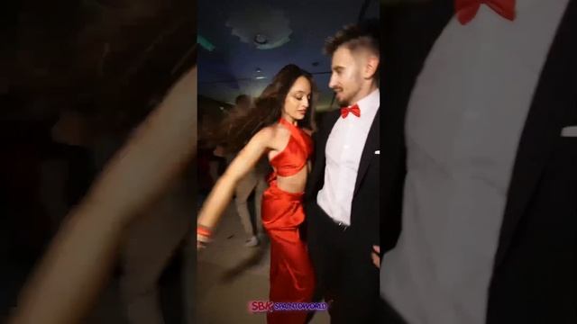 Aitor Barredo y Esperanza смотреть онлайн