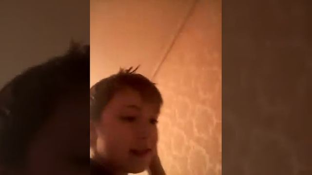 Челлендж продержись в маленьком пространстве с многими вещами