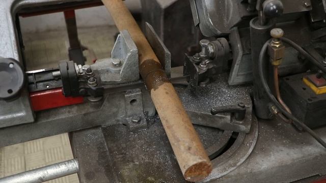 I added metal brushes to the electric motor, and the result is an amazing machine! смотреть онлайн