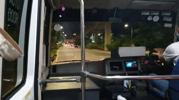 Punggol Plaza Free Shuttle Bus Route A • Mitsubishi Fuso Rosa BE641JRMDEB (PC5232J)