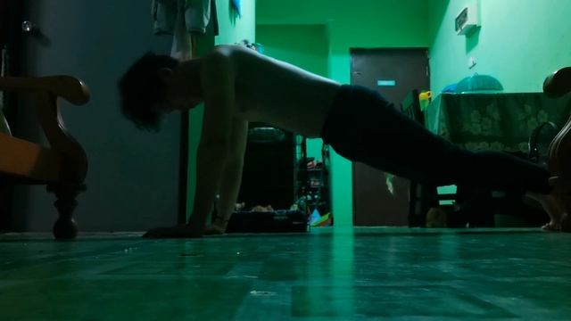 Doing 10 push up every day Until," KSI" react (attempt 13) day 13* Really Love*1 смотреть онлайн