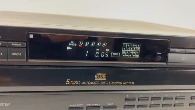 Sony Compact Disc Player CDP-C435 5-Disc Carousel Changer смотреть онлайн