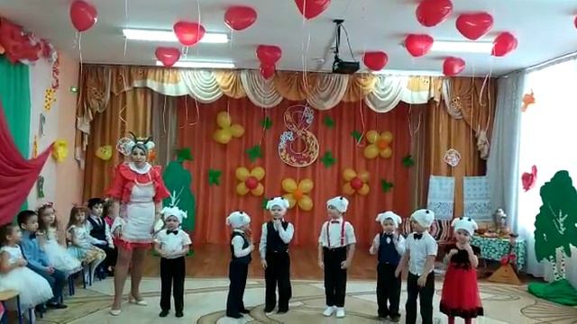 Утренник "8 марта" смотреть онлайн