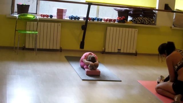 ВЛОГ Едем на гимнастику Хореография 3-6 лет Купили канеколон цветную косичку смотреть онлайн