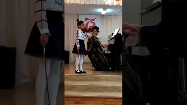 К.Рахимов "Танец", Н.Даутов "Чистый родник" - исполняет Гареева Камилла, 11 лет смотреть онлайн