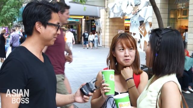 How Foreigners React To Traditional Indian Greeting (Pranama) | 희한한 인도인사법에 대한 외국인들의 반응 | インドの挨拶プラナー смотреть онлайн
