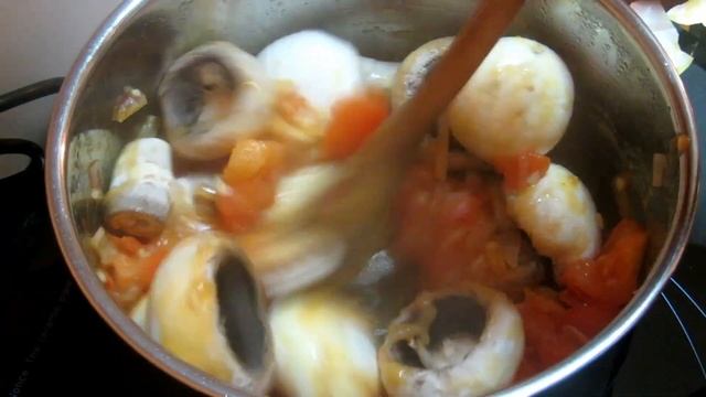 Delicious Mushroom And Gizzard Sauce