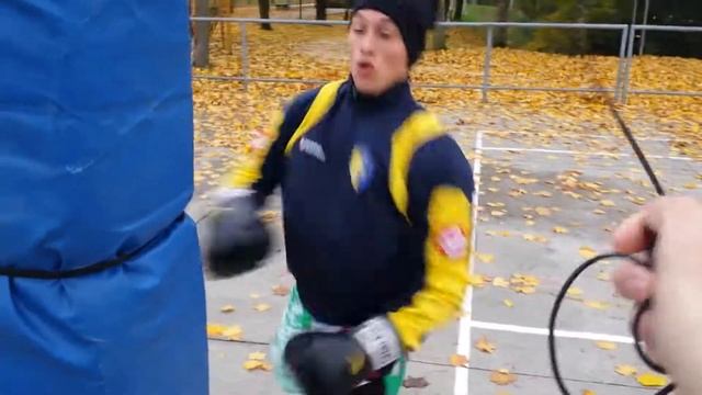 Работа с резиной Бокс смотреть онлайн