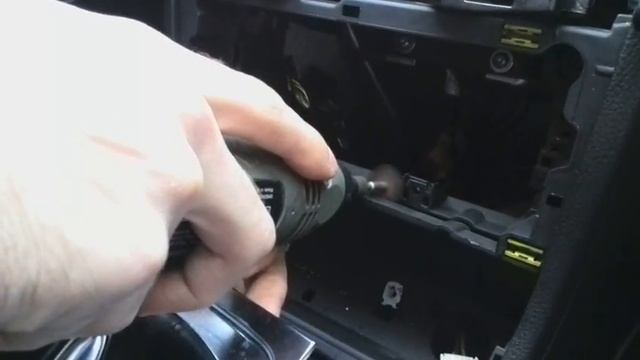Подпиливание пластика для установки декора от B7 в B6 (под климой) смотреть онлайн