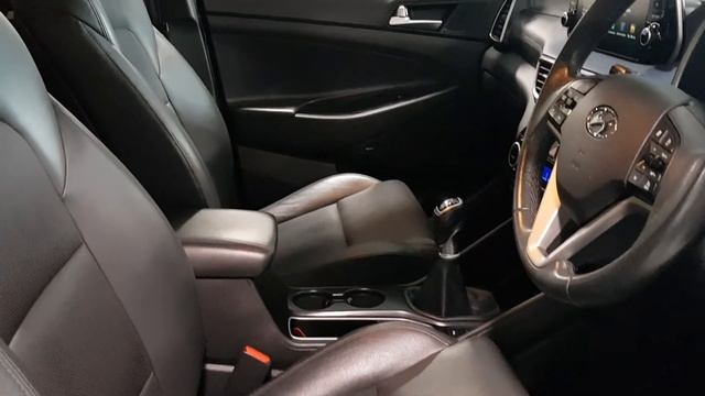 182G1841 - 2018 Hyundai Tucson 1.6CRDI 115PS PREMIUM 2 25,995 смотреть онлайн