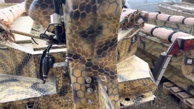 Лодка болотоход-Мотор Briggs&Stratton 40 hp задняя передача! смотреть онлайн