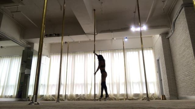 Spinderella pole studio term 1 INTRO смотреть онлайн
