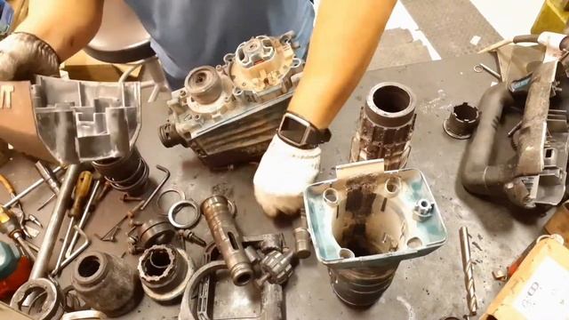 Makita Demolition Hammer HM1214C DIY Diagnose step-by-step disassemble смотреть онлайн