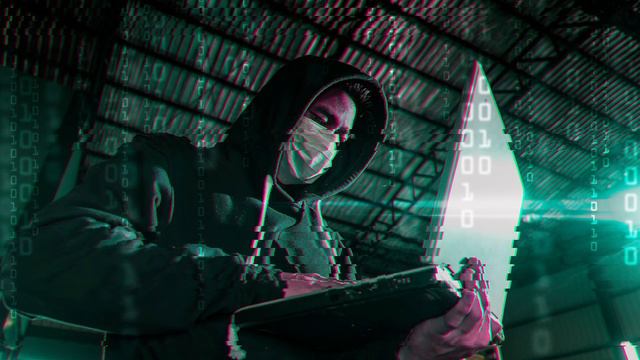 ПОДКАСТ ИЗ ТЕМНОГО ИНТЕРНЕТА. ТЕЛЕФОННЫЕ ХАКЕРЫ смотреть онлайн