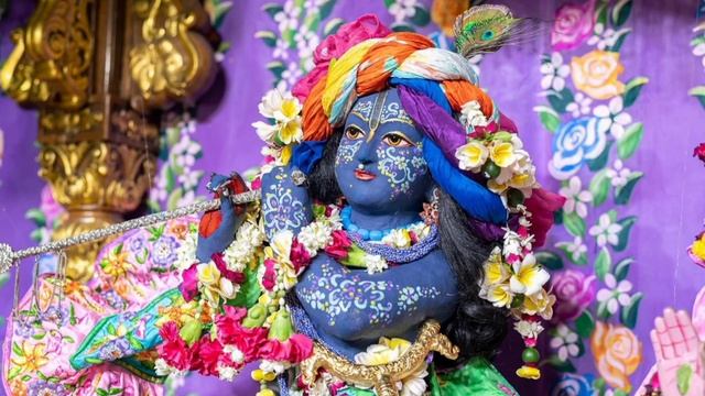 Nama Om Vishnu Padaya Krishna Presthae Bhu  Talee