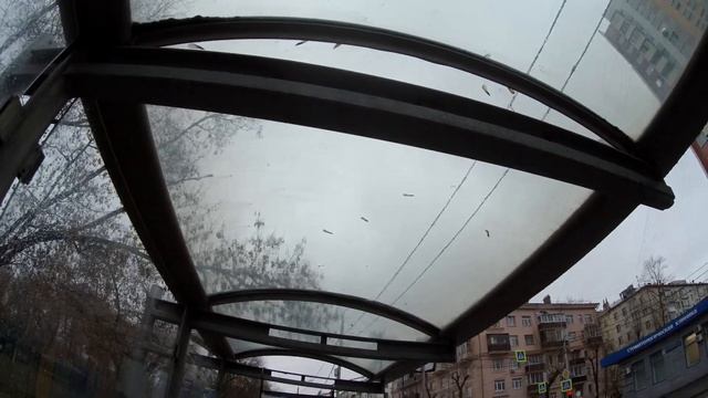 как современные остановки защищают от осадков смотреть онлайн