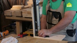 СЕКРЕТЫ СТОЛЯРА. Как получить прямое угловое соединение. Склеиваем детали при помощи шкантов