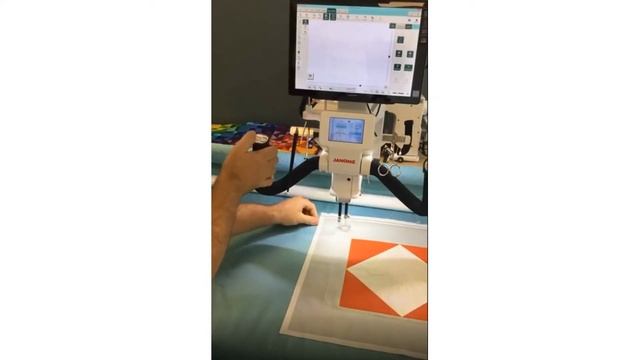 Pro Stitcher Premium - Computer software for the QMP18 and QMP16 longarm quilting machines смотреть онлайн