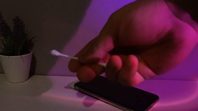 Как самому почистить динамики на Айфоне и улучшить звук? Очистка динамика без разбора iPhone! смотреть онлайн